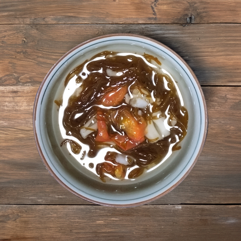 もずくスープ(withきのことトマト)